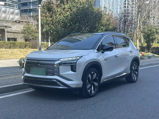 2022 Mitsubishi Airtrek 71.8 kWh II, белый, 1960000 рублей, вид 1