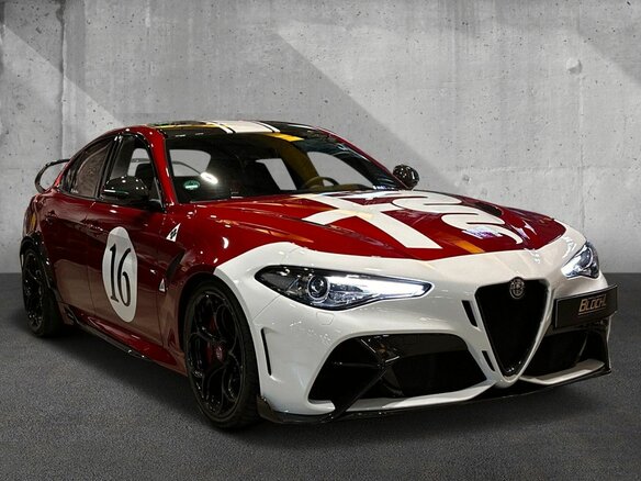 2022 Alfa Romeo Giulia, красный - вид 1