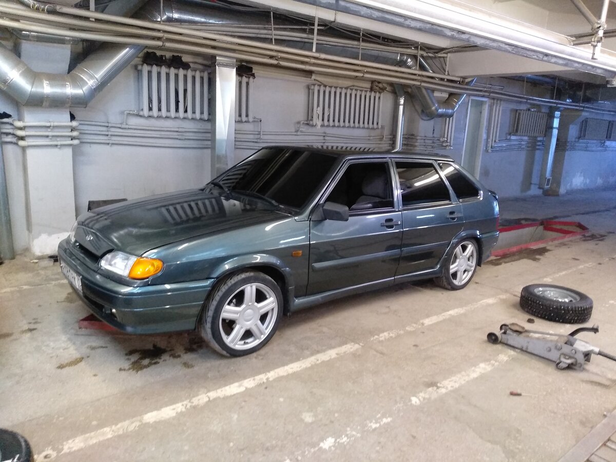   Lada  2114 2001-2013 16 MT 90         2114 2010  5- 2010    ID  1083979695