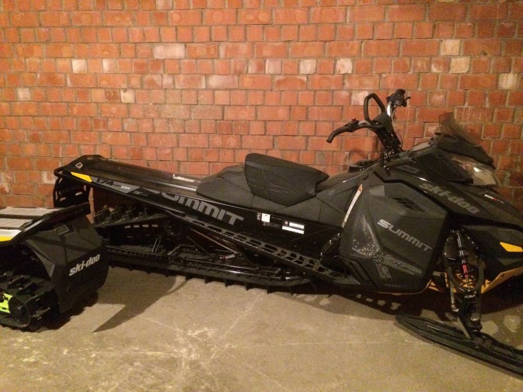 Ski Doo Summit 174