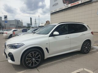 2020 BMW X5 30d IV (G05/G18), белый, 6200000 рублей, вид 1