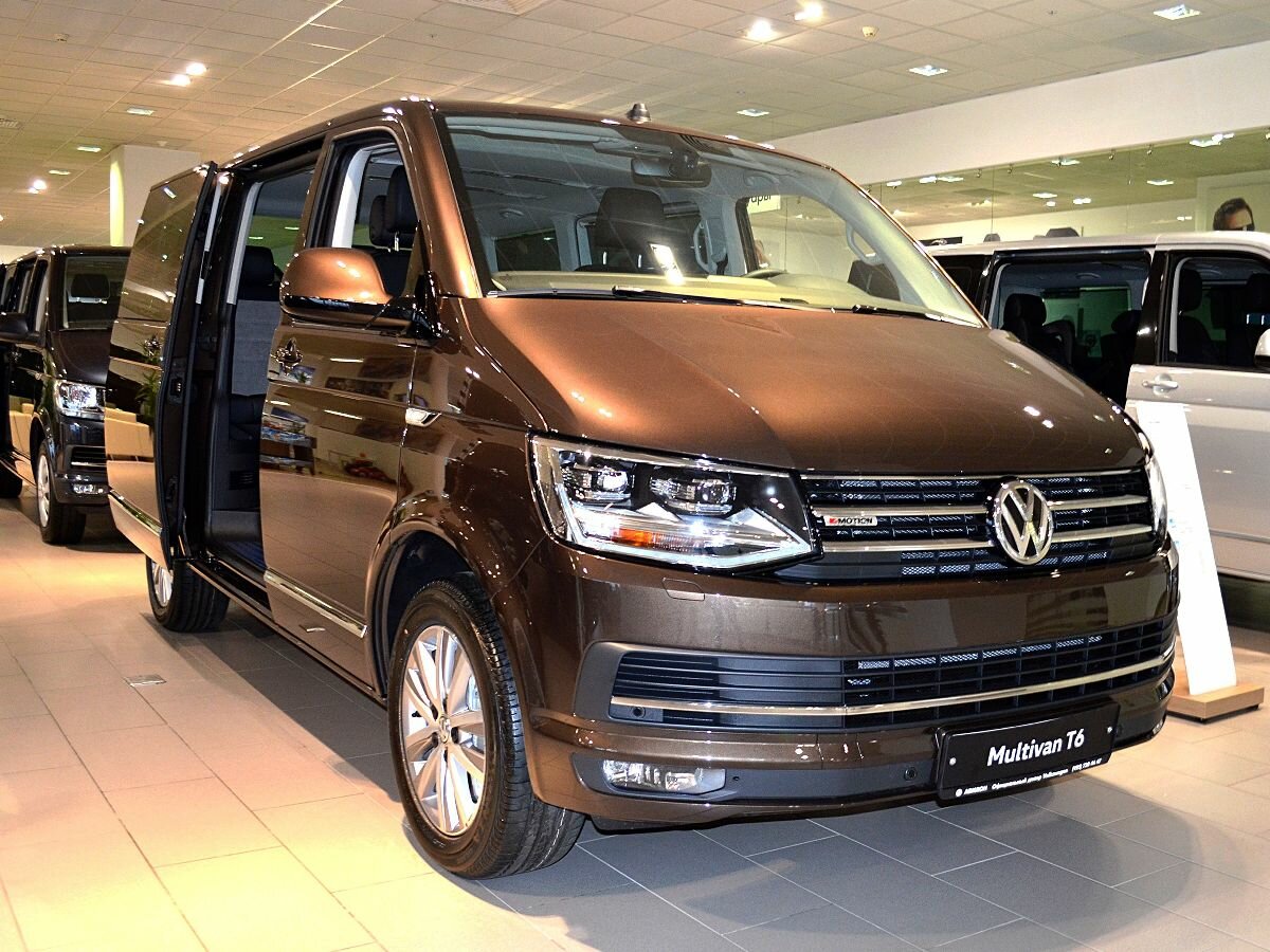 Купить новый Volkswagen Multivan дизель автомат в Москве