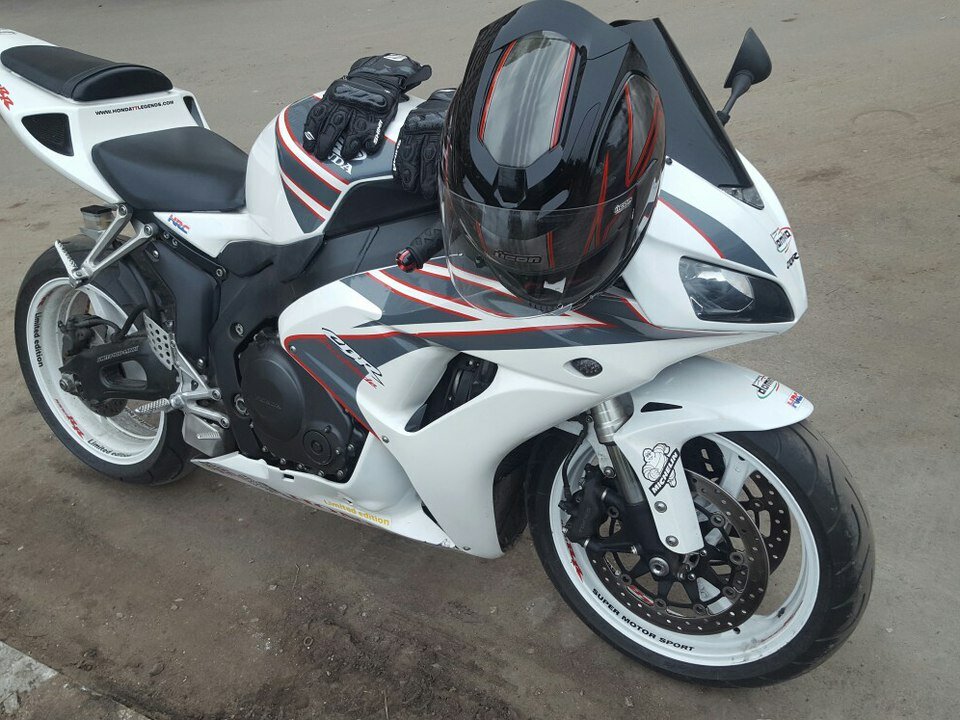 Honda Fireblade 1000 RR 2007