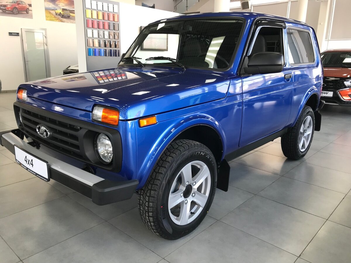 Lada 4x4 голубая Планета
