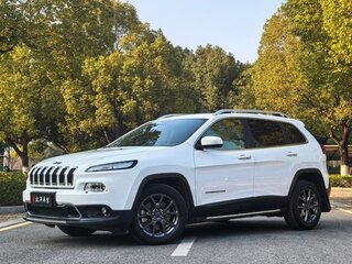 2021 Jeep Cherokee V (KL) Рестайлинг, белый, 1600000 рублей, вид 1