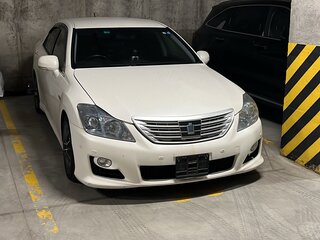 2009 Toyota Crown XIII (S200), белый, 695000 рублей, вид 1