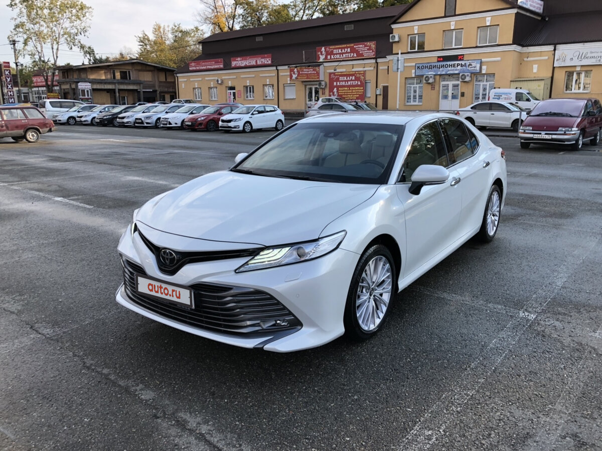 Toyota Camry 70 Р±РµР»С‹Р№ 2 5