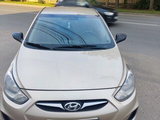 2011 Hyundai Solaris I, золотистый, 700000 рублей, вид 1