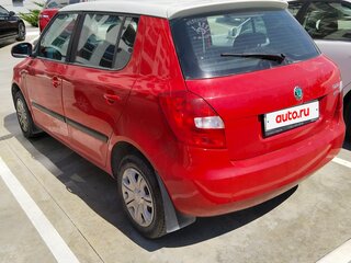 2011 Skoda Fabia II Рестайлинг, красный, 300000 рублей, вид 1