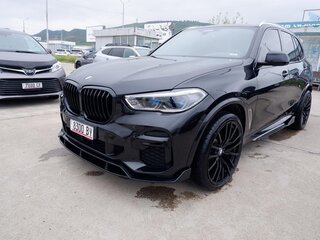 2022 BMW X5 40i IV (G05/G18), чёрный, 6115008 рублей, вид 1
