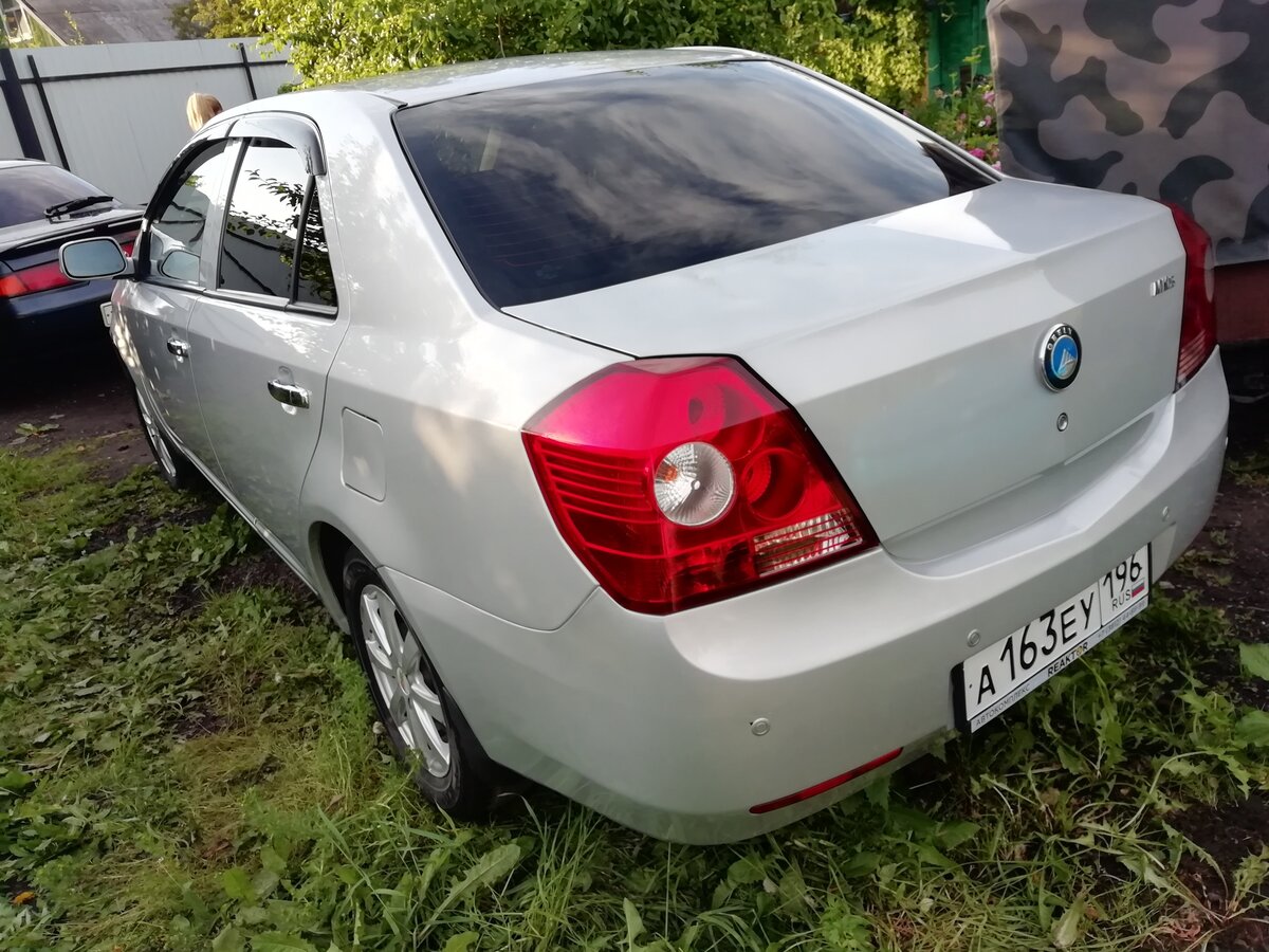 Geely MK седан 1 5