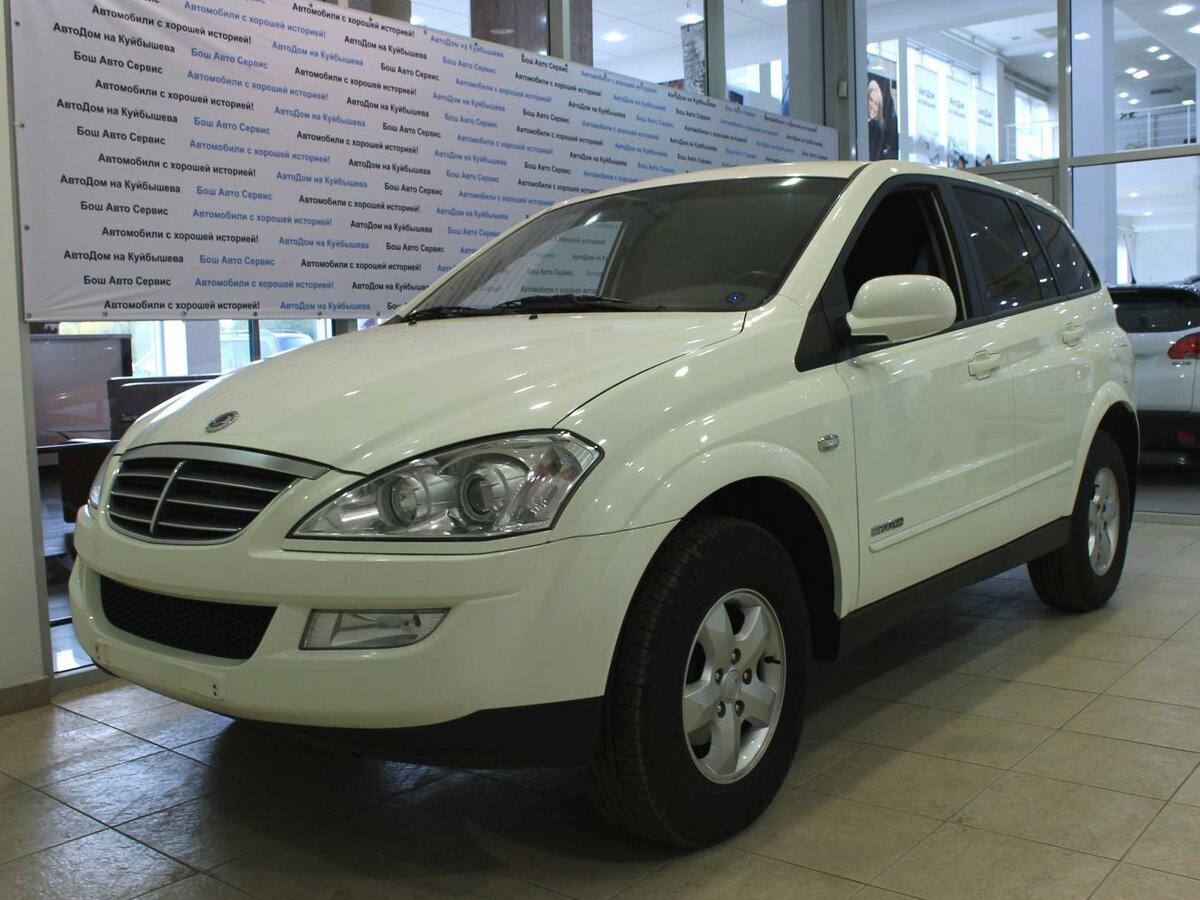 SSANGYONG Kyron Р±РµР»С‹Р№