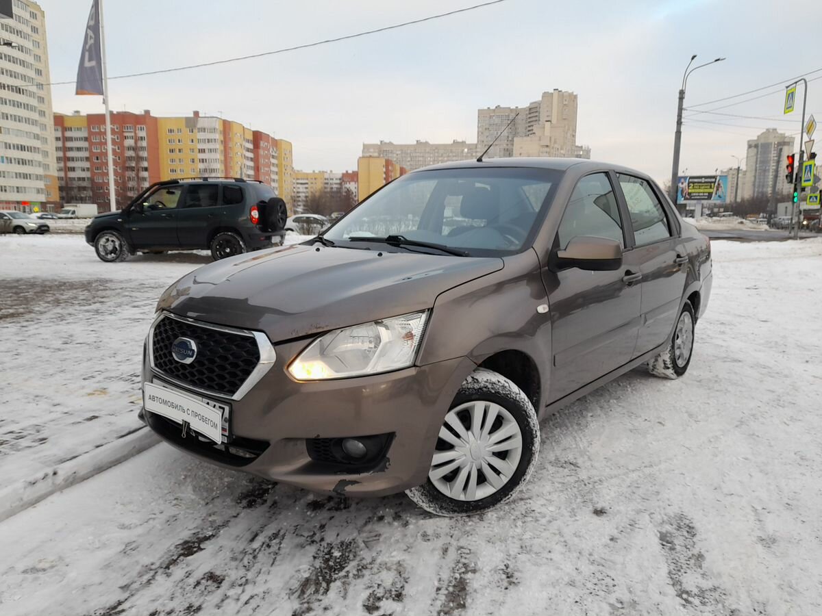 Datsun on do коричневый