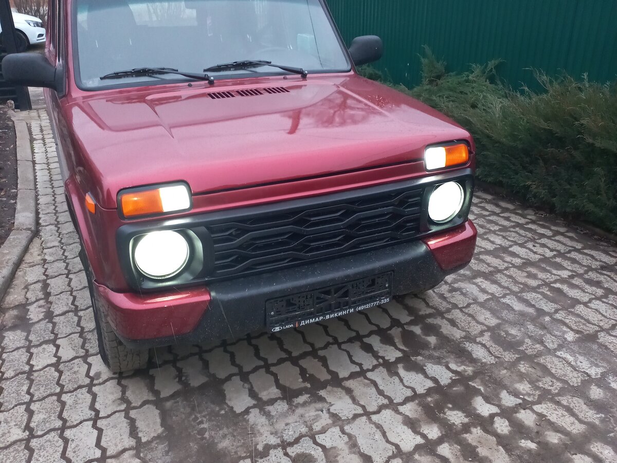 Купить б/у Lada (ВАЗ) 2131 (4x4) I Urban 1.7 MT (83 л.с.) 4WD бензин ...