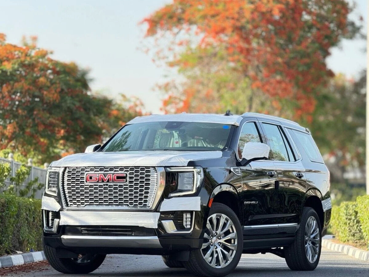 GMC Yukon V