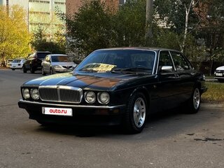 1993 Jaguar XJ II (XJ40), зелёный, 990000 рублей, вид 1