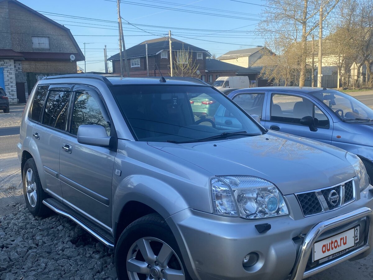 Купить б/у Nissan XTrail I Рестайлинг 2.0 AT (140 л.с.) 4WD бензин
