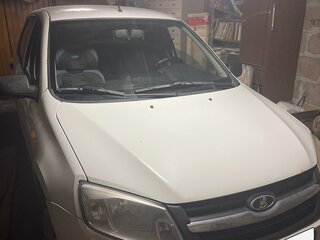 2014 Lada (ВАЗ) Granta I, белый, 240000 рублей, вид 1