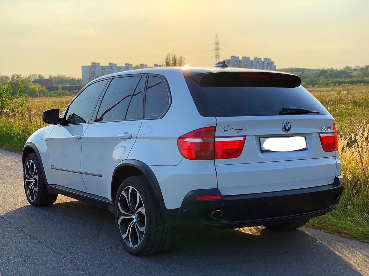 Купить б/у BMW X5 II (E70) 3.0d 3.0d AT (235 л.с.) 4WD