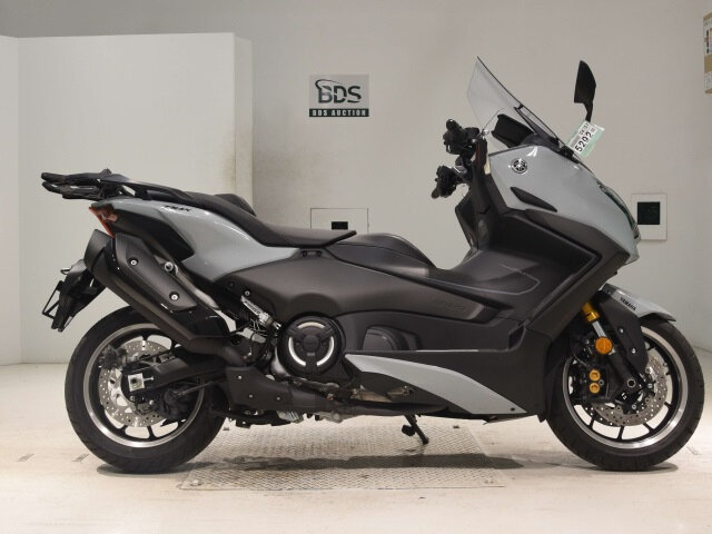 Yamaha TMAX