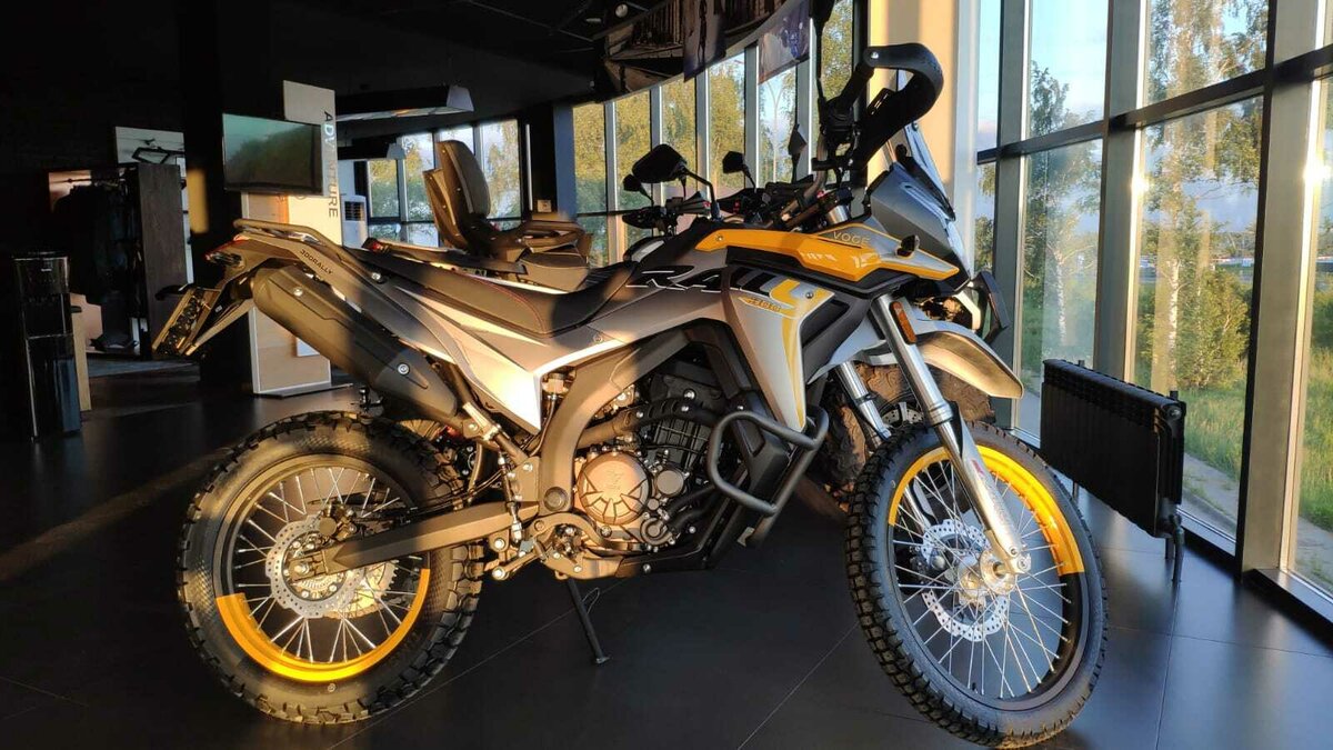 Voge 300 Rally