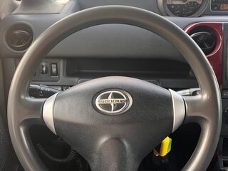 2004 Scion xB I, красный, 421000 рублей, вид 5