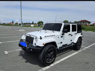 2017 Jeep Wrangler IV (JL), белый, 2300000 рублей, вид 2