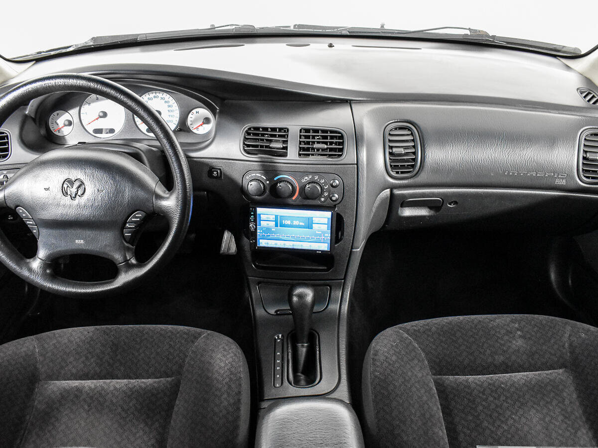 Dodge intrepid салон