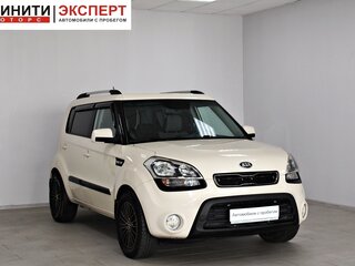 2014 Kia Soul I Рестайлинг, бежевый, 999900 рублей, вид 1