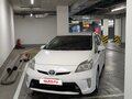 2013 Toyota Prius III Рестайлинг (XW30), белый, 1520000 рублей - вид 1