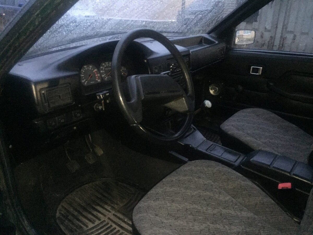Черный иж 2126