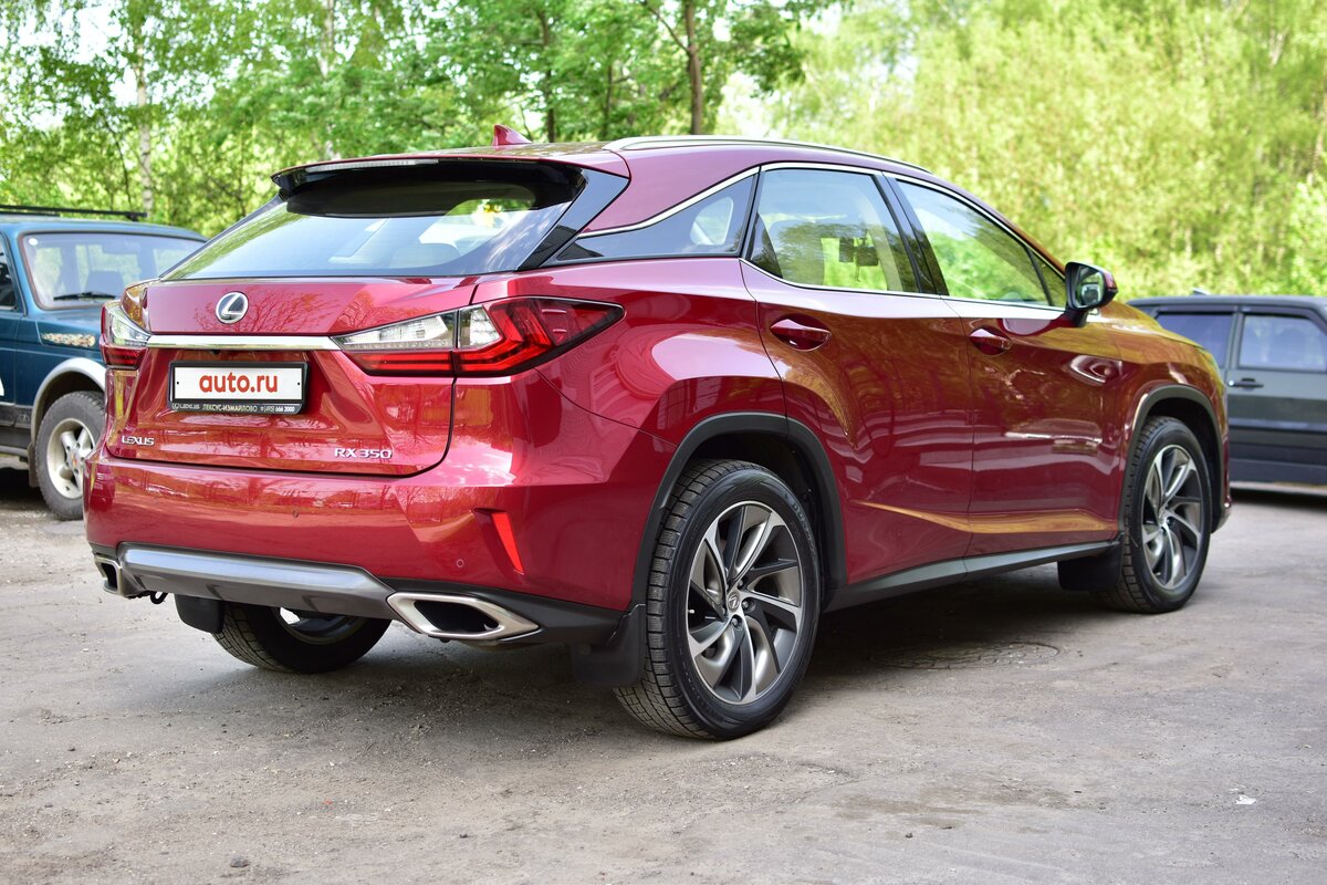 Красный лексус rx350