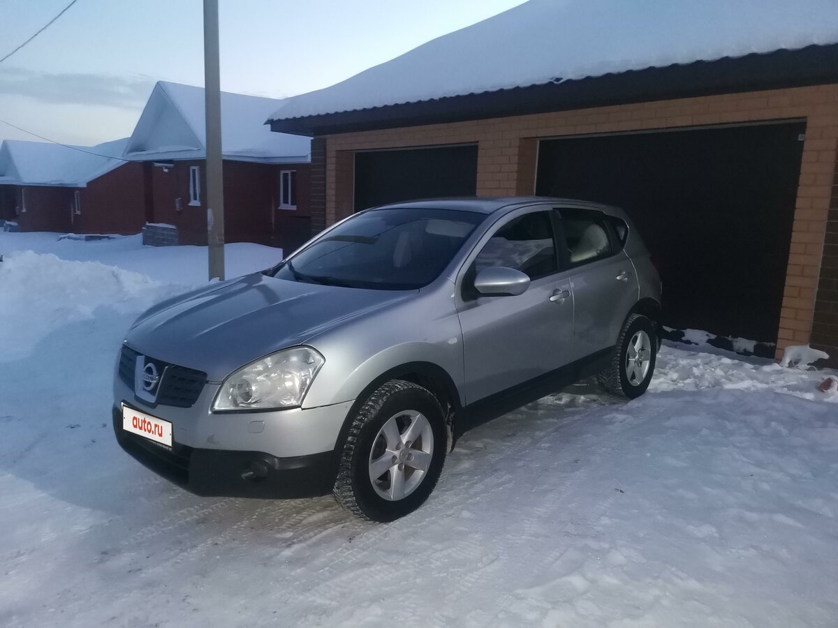 Купить б/у Nissan Qashqai I 1.6 MT (114 л.с.) бензин механика в ...