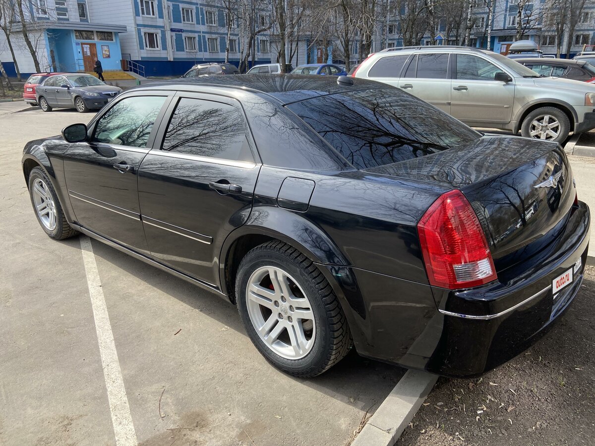 Крайслер 300ц универсал