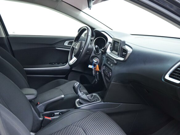 2019 Kia Ceed III, чёрный - вид 10