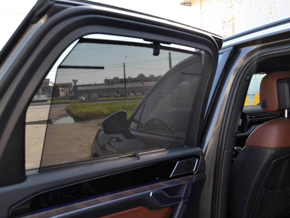 VOLKSWAGEN TOUAREG - фото 22