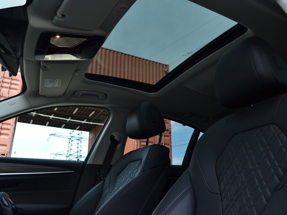 BMW 5ER - фото 12