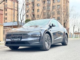 2025 Tesla Model Y Standard I Рестайлинг, серый, 4850000 рублей, вид 1