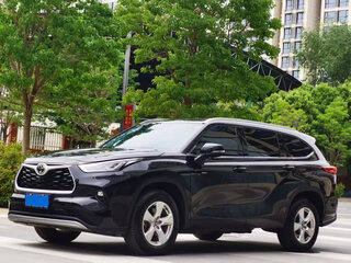 2024 Toyota Highlander IV (U70), чёрный, 4383000 рублей, вид 1