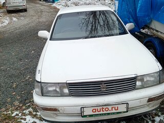 1991 Toyota Crown IX (S140), белый, 290000 рублей, вид 1