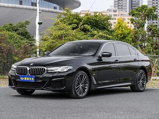 2022 BMW 5 серии 530Li VII (G30/G31) Рестайлинг, чёрный, 3800000 рублей, вид 1
