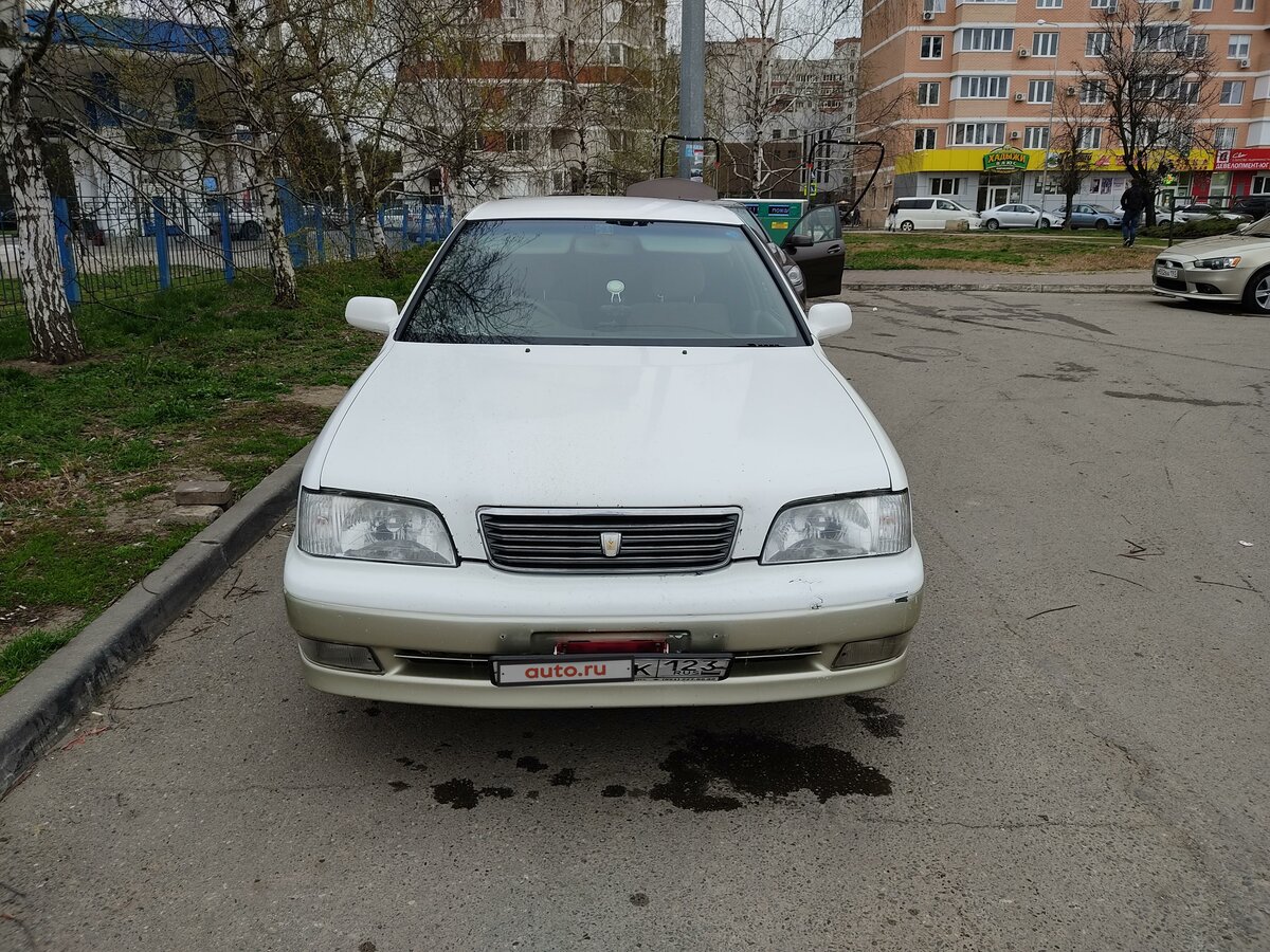 Камри б у