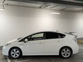 2013 Toyota Prius III Рестайлинг (XW30), белый, 1520000 рублей - вид 5