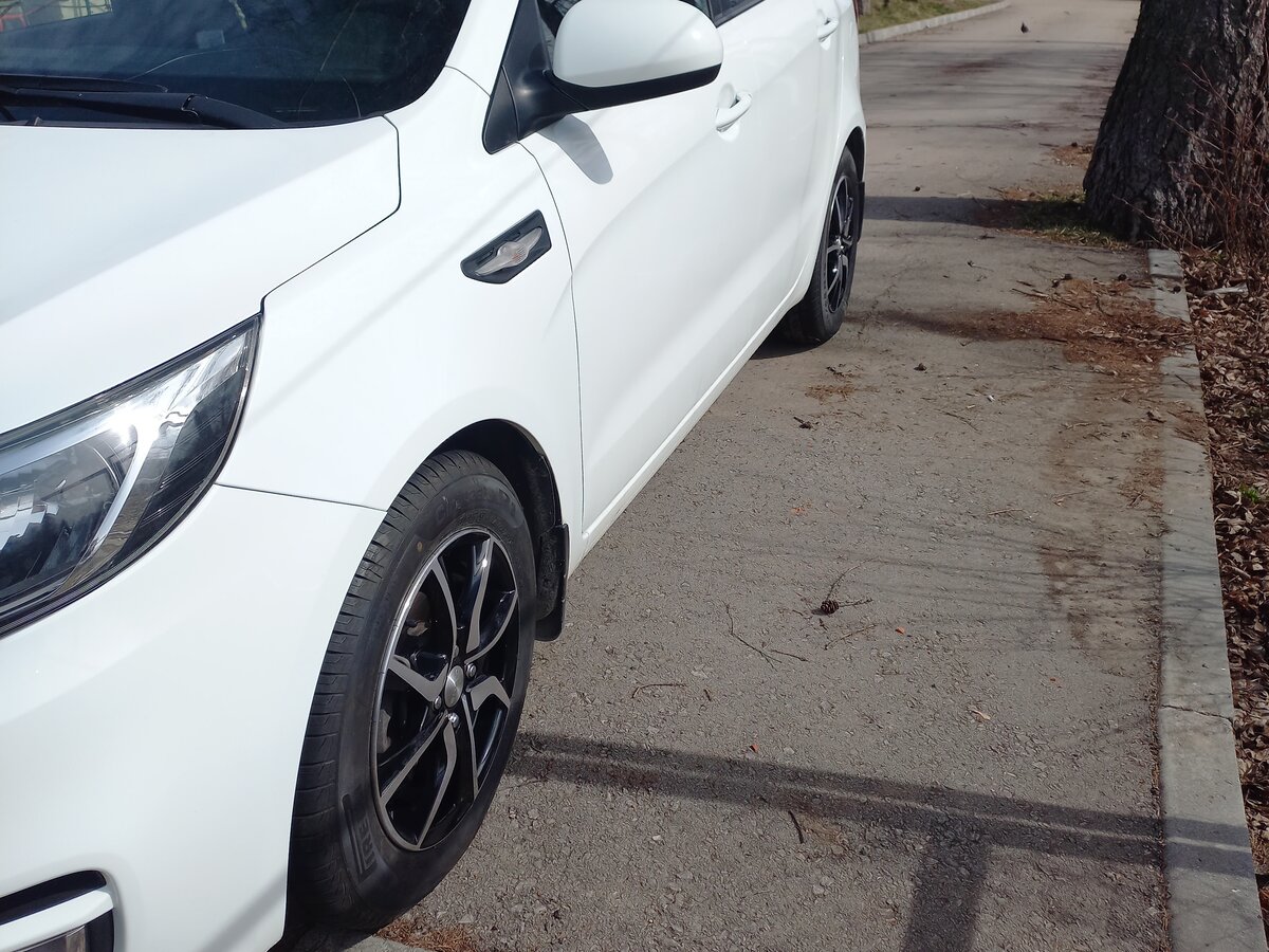 Купить б/у Kia Rio III Рестайлинг 1.6 MT (123 л.с.) бензин механика в ...