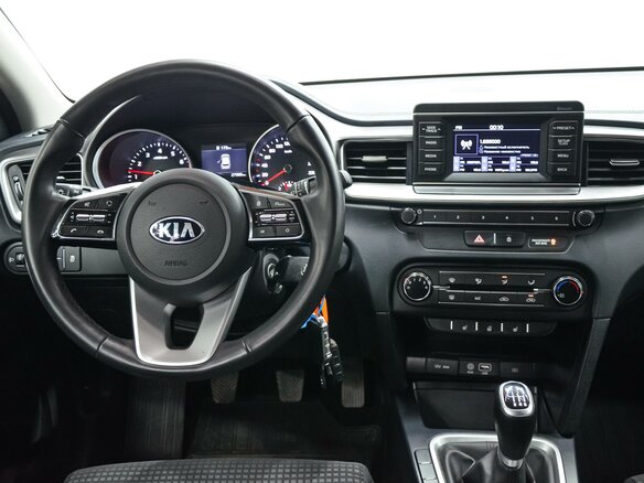 2019 Kia Ceed III, чёрный - вид 17