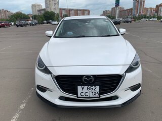2018 Mazda Axela III Рестайлинг, белый, 1350000 рублей, вид 1