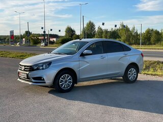 2021 Lada (ВАЗ) Vesta I, серебристый, 987000 рублей, вид 1