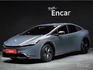2023 Toyota Prius V (XW60), розовый, 3300000 рублей, вид 1