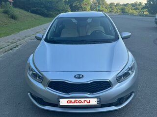 2014 Kia Ceed II, серебристый, 950000 рублей, вид 1