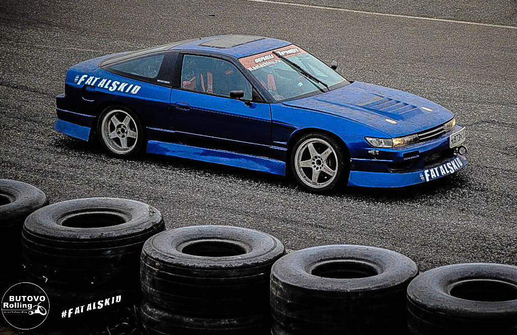 Винил на ниссан 180sx
